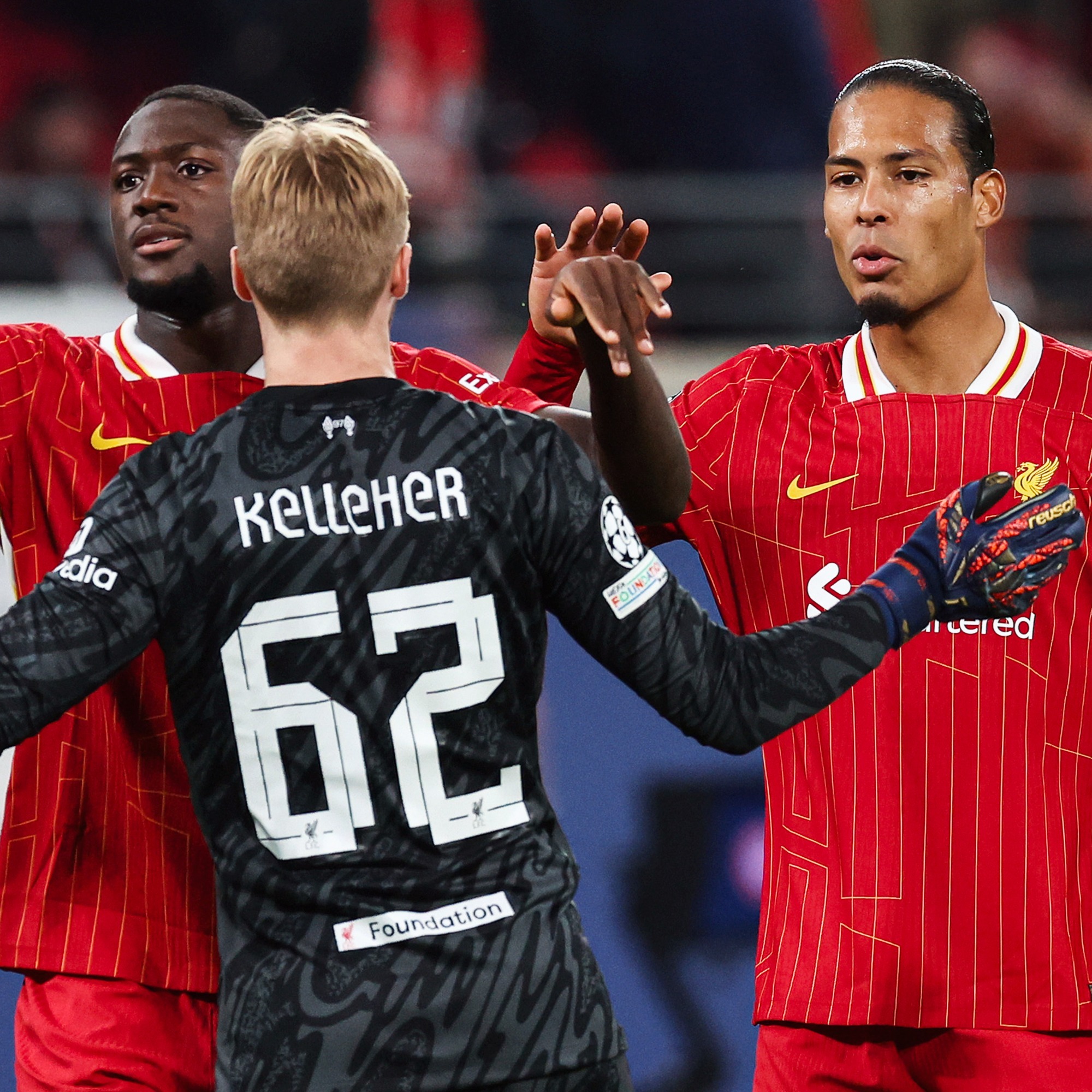 黑白直播免费体育直播-RB莱比锡成功逆转，打破客场魔咒的简单介绍