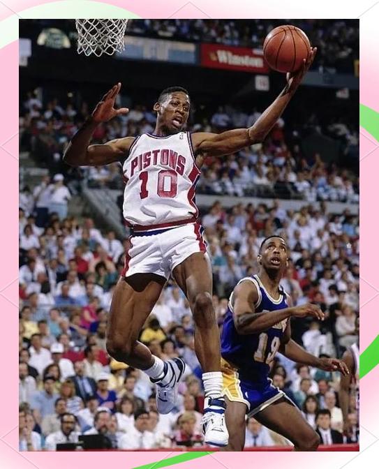 黑白直播在线观看-体育比赛中捕捉到的每一个精彩瞬间