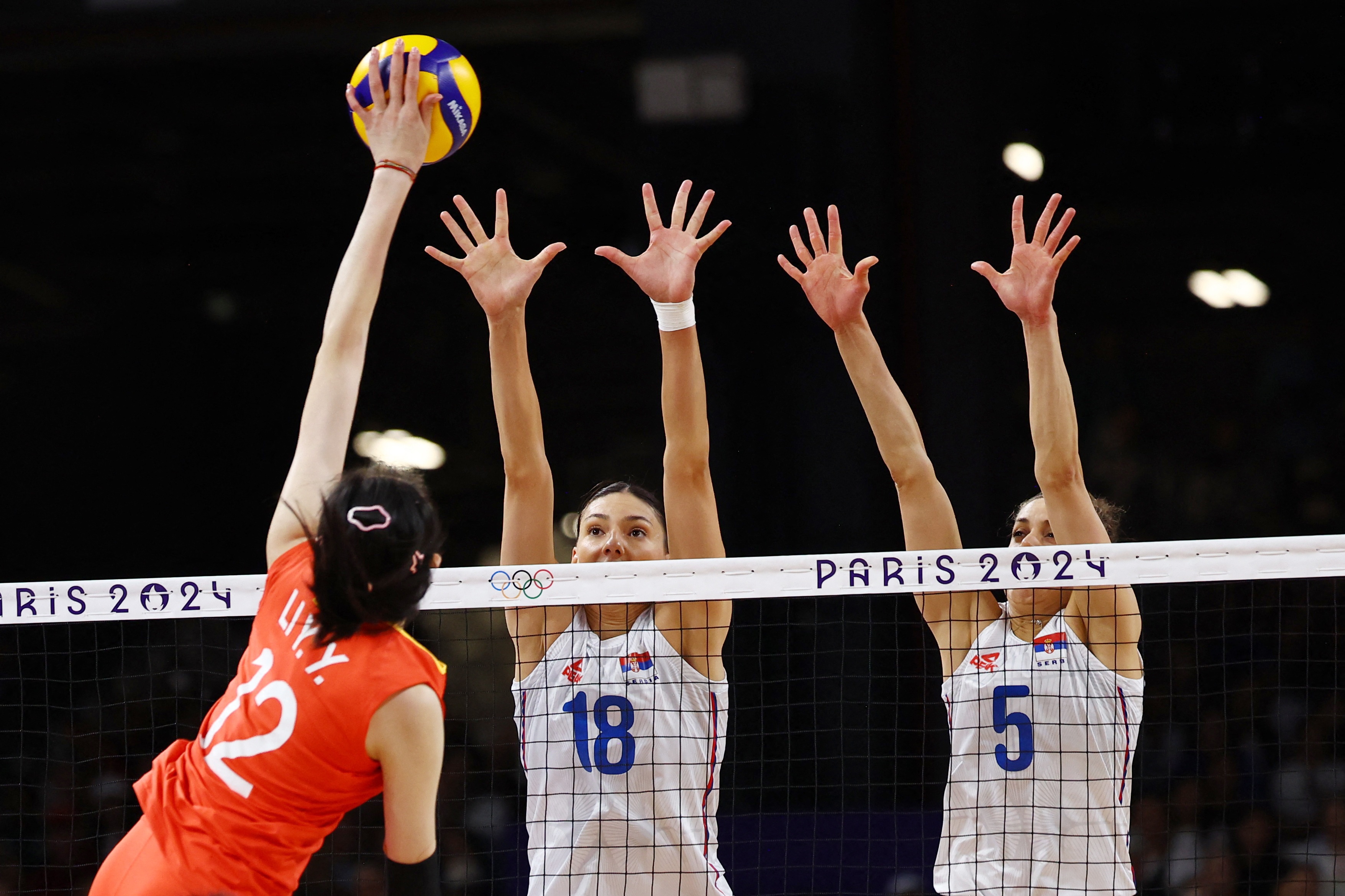 包含球星连场砍下+,刷新个人得分纪录的词条 包含球星连场砍下+,刷新个人得分纪录的词条