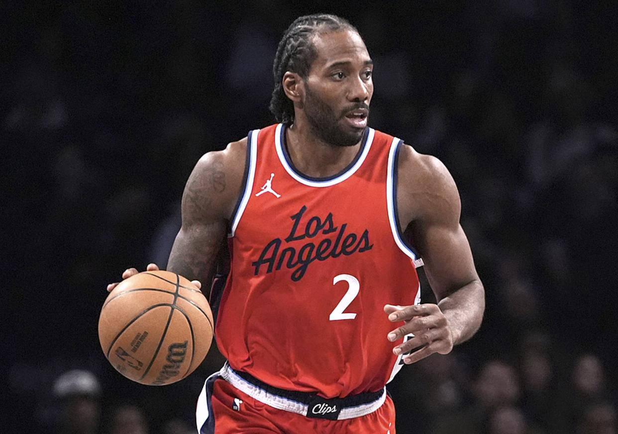 黑白直播在线观看-包含猛龙巨星被罚下：伦纳德表现亮眼带领球队遭遇惨败的词条