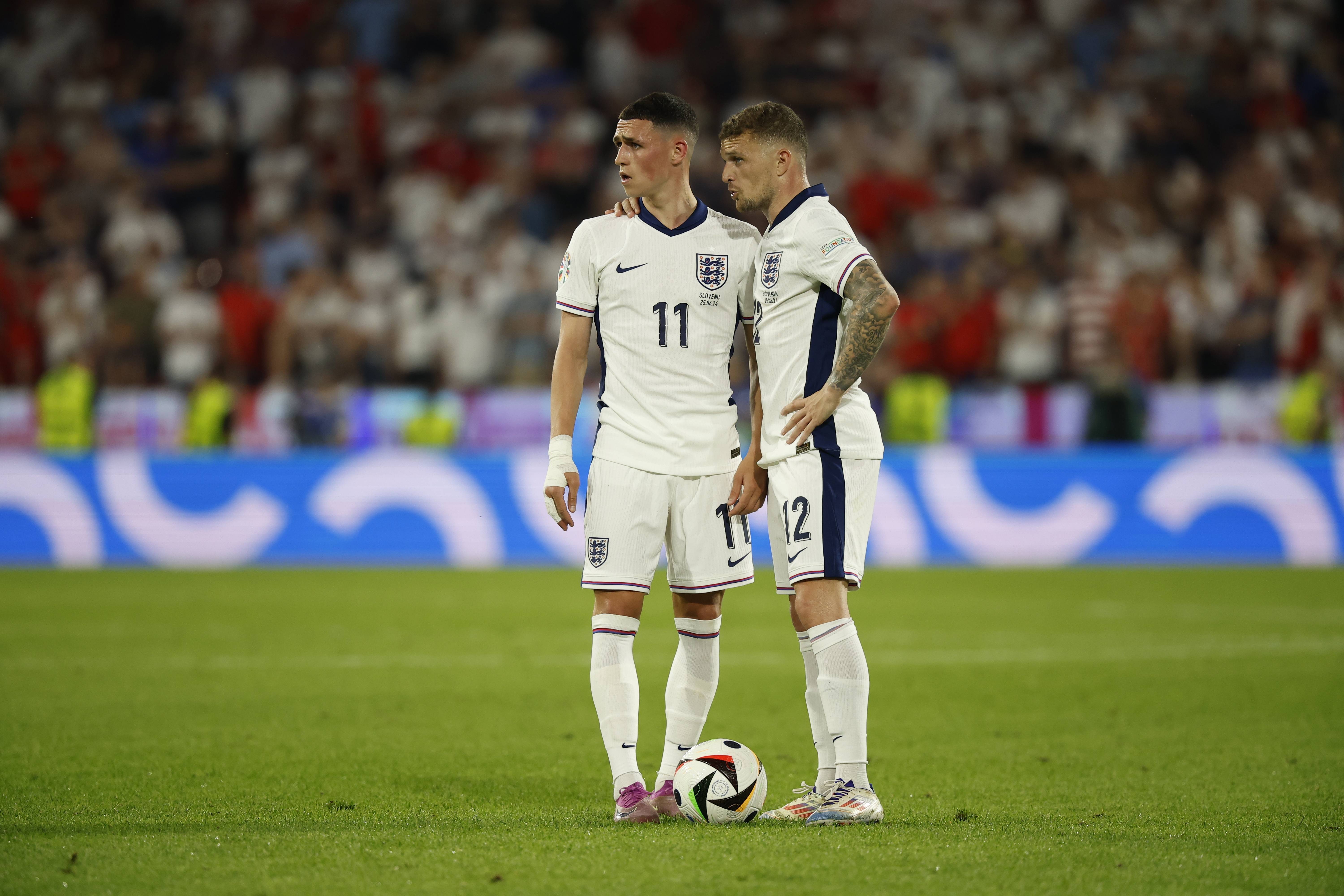 关于英格兰队主场战胜对手，晋级欧预赛淘汰赛的信息