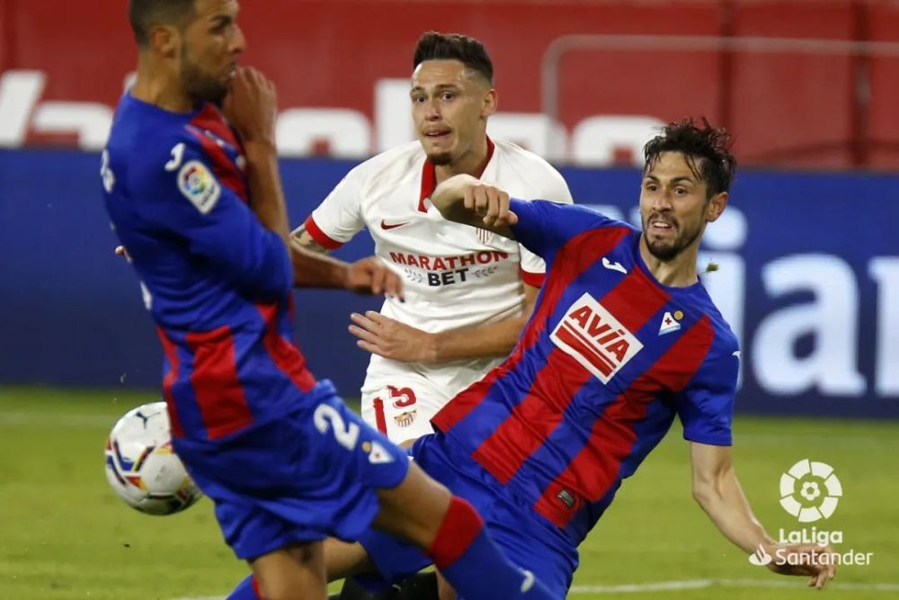 黑白直播在线观看nba-关于格兰纳达客场遭遇惨败，积分榜位置受影响的信息