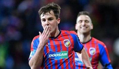 黑白直播免费体育直播-关于佛罗伦萨球员情绪稳定，为下场比赛做准备的信息