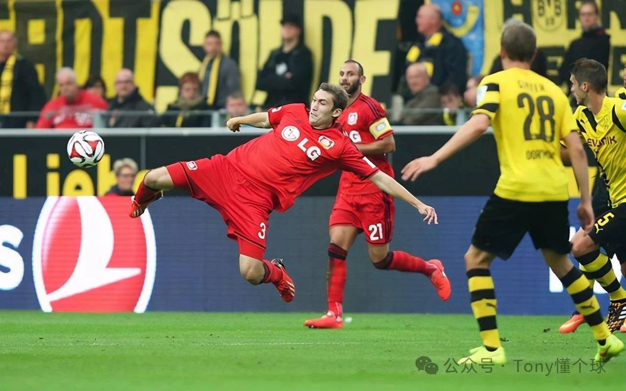 黑白直播-包含莱比锡红牛突破困境，重返胜利轨道的词条