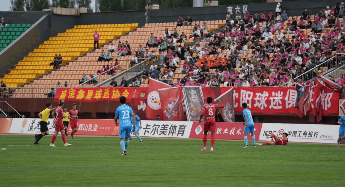 包含外援加盟球队，提升球队战斗力的词条