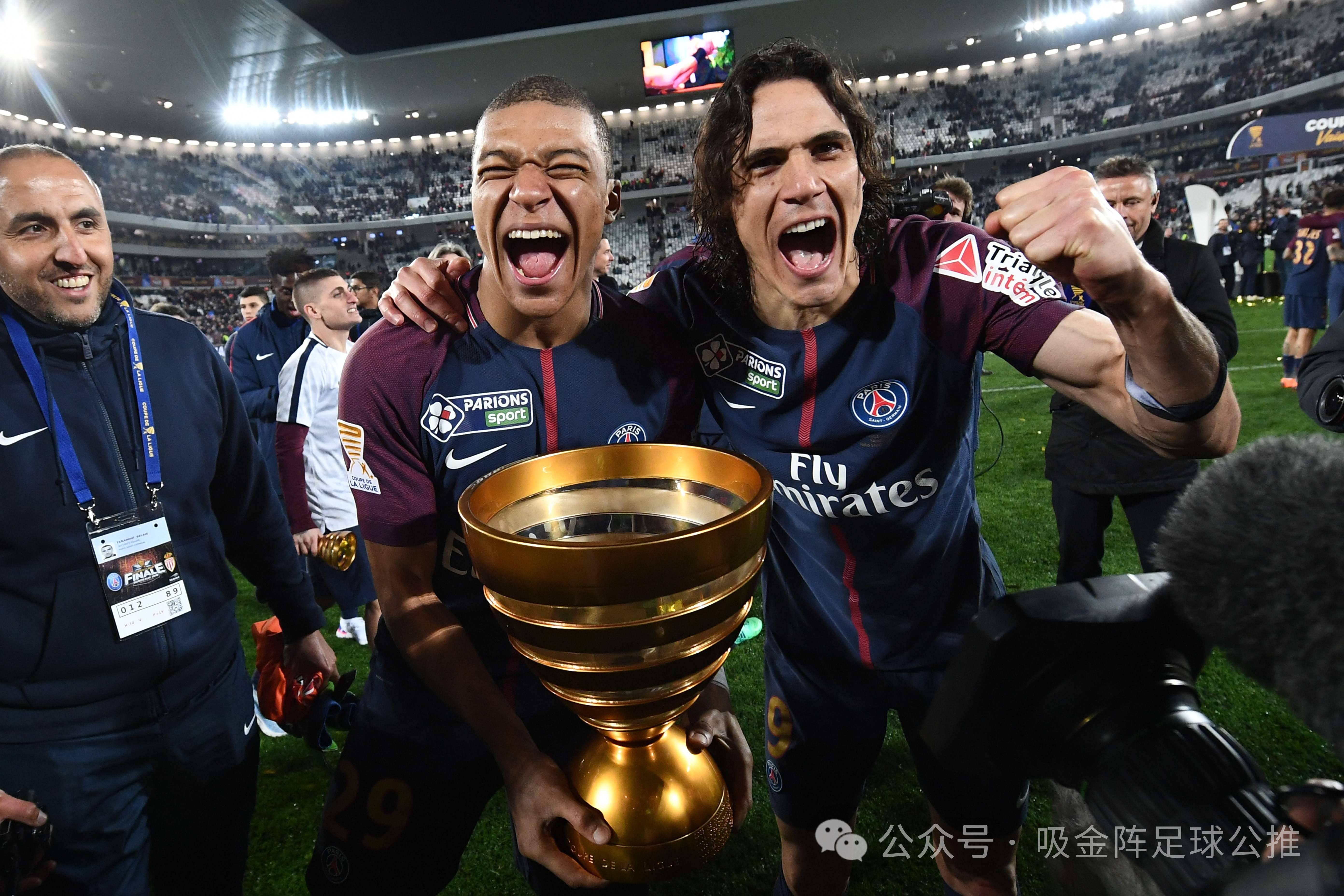 黑白直播体育-法国联赛中各队员展现出色发挥