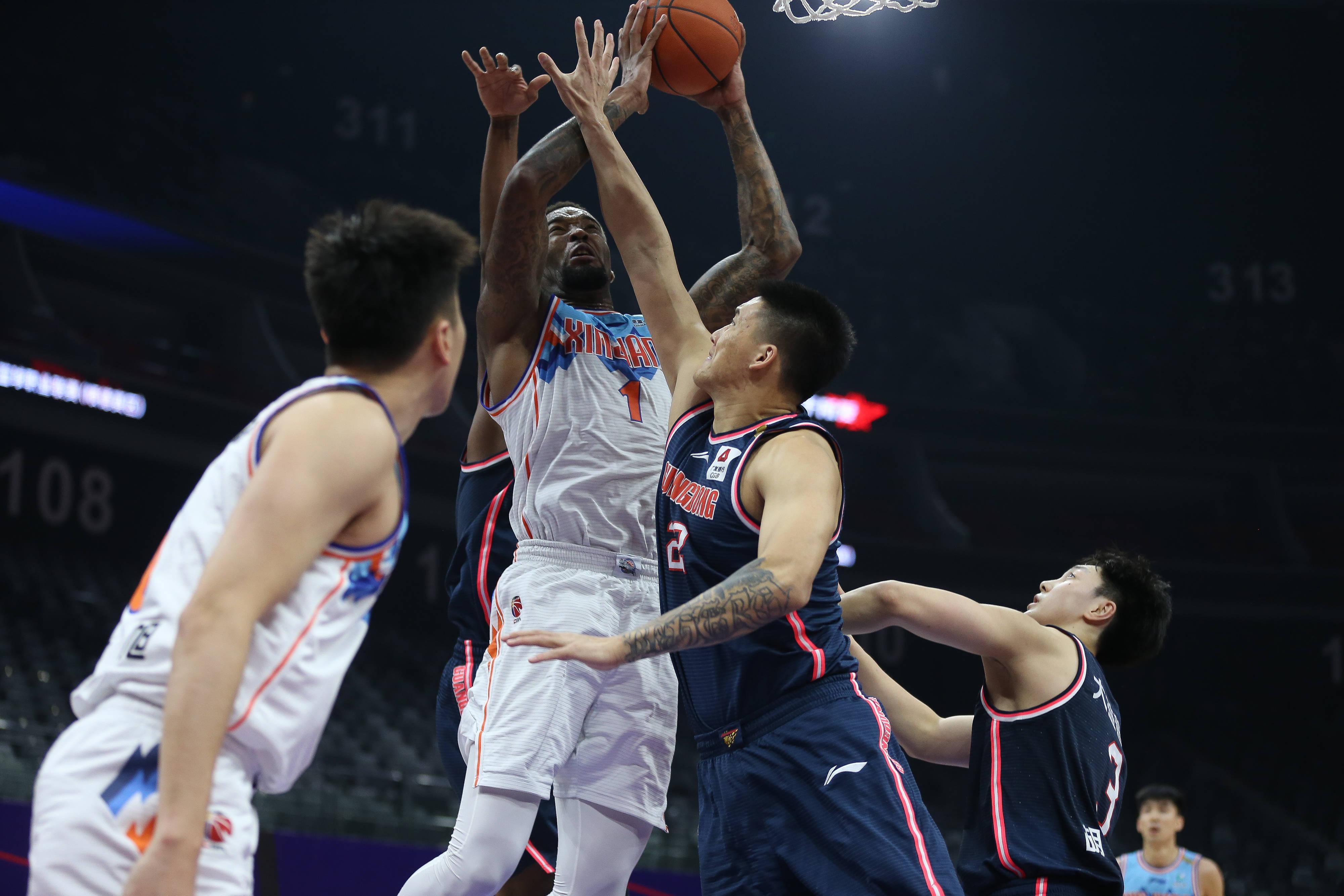 新疆客场力克对手,结束连败局面的简单介绍 新疆客场力克对手,结束连败局面的简单介绍