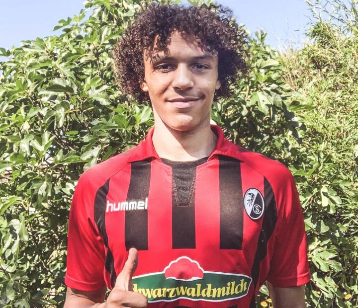 黑白直播nba在线观看-关于弗赖堡队表现抢眼，不断进步向前冲刺的信息