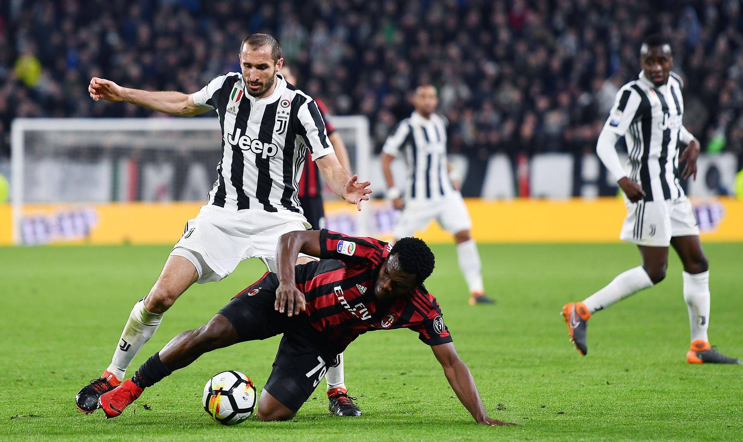 黑白直播在线观看-意甲联赛：国米大战尤文图斯