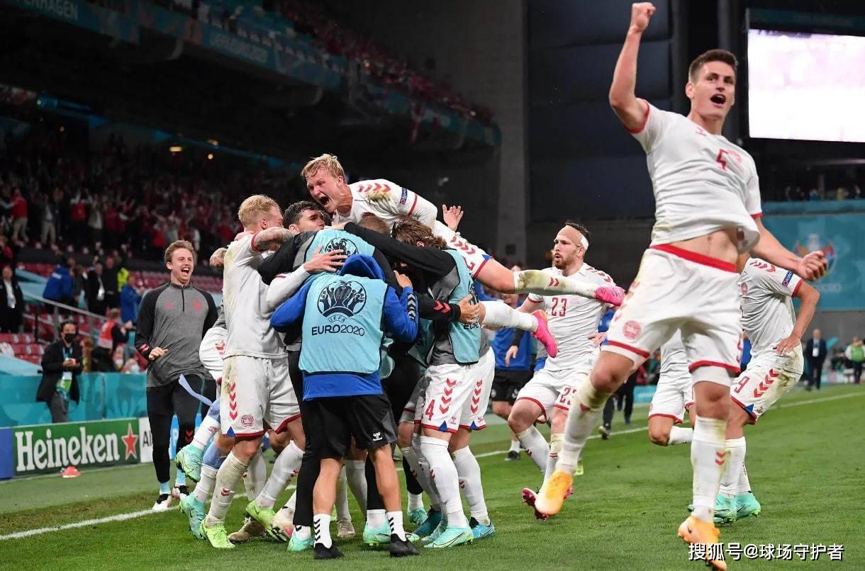 包含土耳其完胜希腊，意外晋级欧国联四强的词条