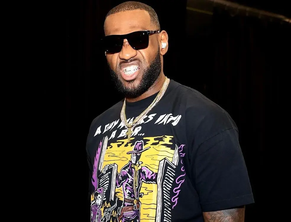 输球后球员表现积极，下场迎来反扑