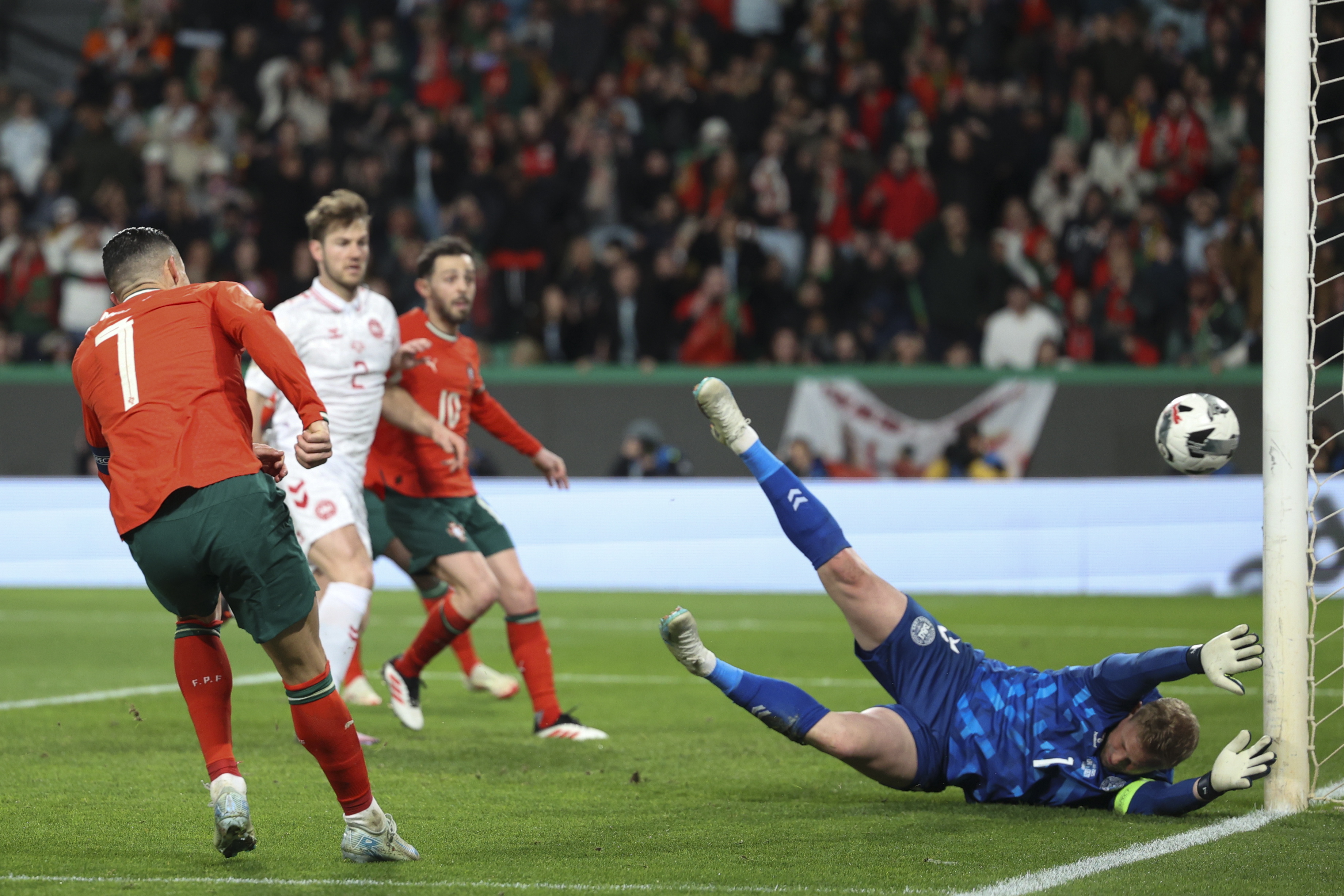 欧国联比赛奥地利队球员表现出色，期待下一轮的简单介绍