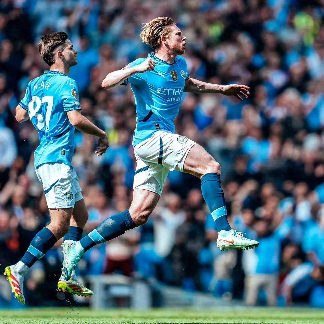 曼城大比分取胜，领先晋级欧冠半决赛