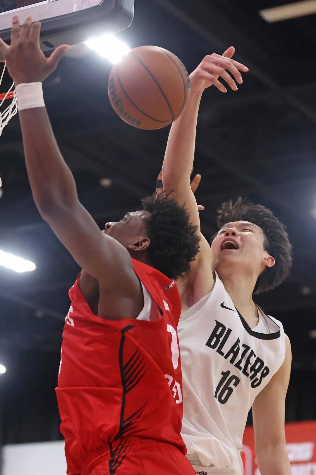 开拓者后场球员突破职业生涯得分球迷热议表现的简单介绍 开拓者后场球员突破职业生涯得分球迷热议表现的简单介绍