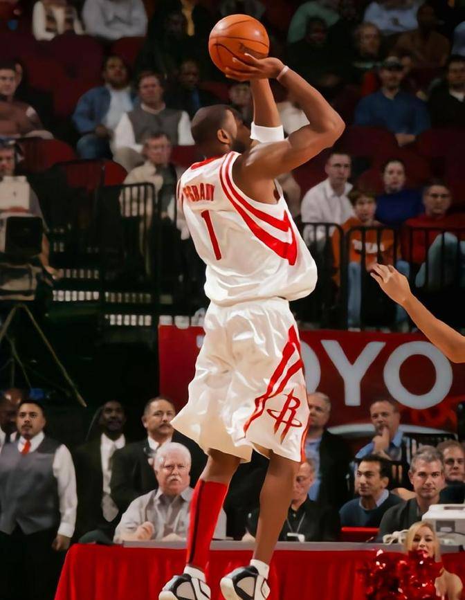 黑白直播免费体育直播-包含篮球传奇巨星那些震撼世界的瞬间的词条