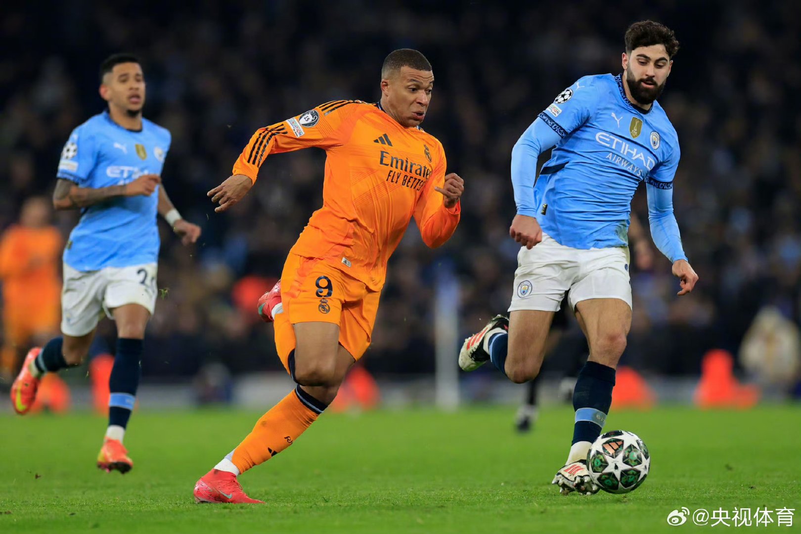黑白直播免费体育直播-曼城客场逆转成功，势不可挡的简单介绍