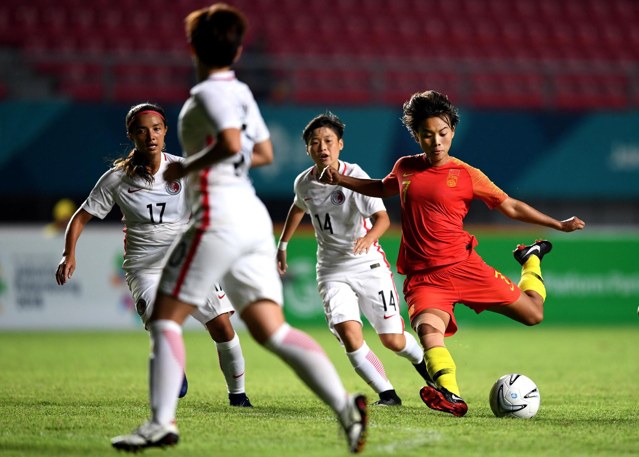 黑白直播-巴勒斯坦女足闯入晚强，现状积极的简单介绍