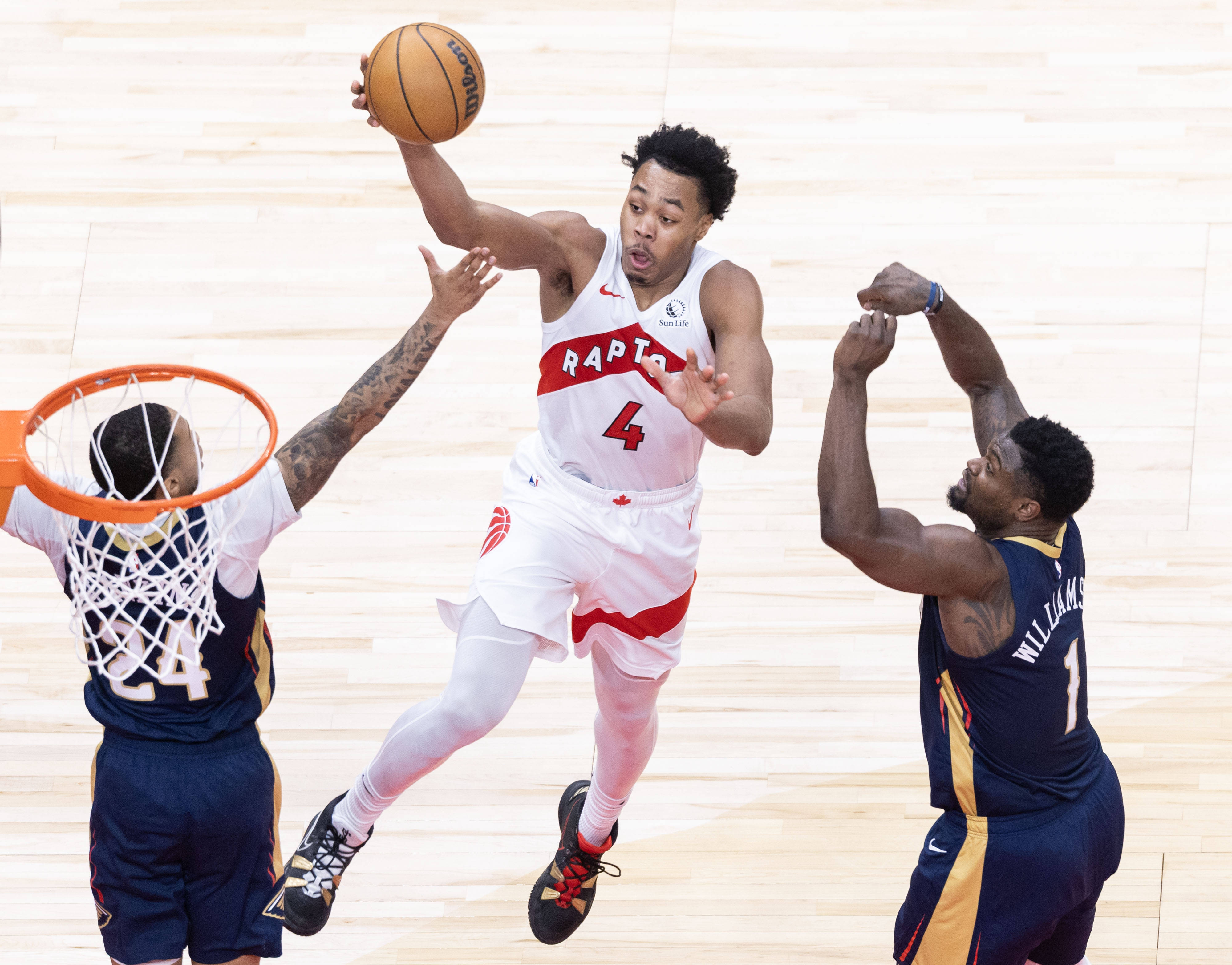 猛龙大胜篮网，继续领跑东部