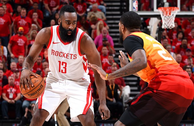 黑白直播网-火箭轻取太阳，保持领先的简单介绍