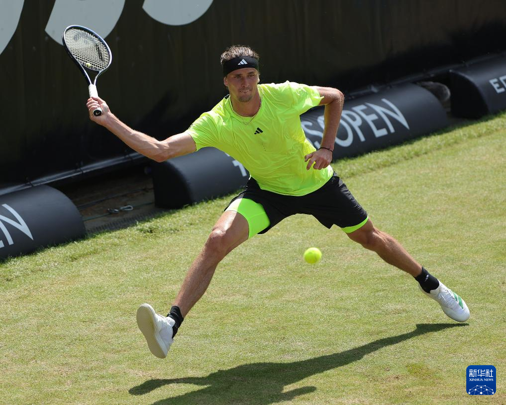 关于英国网球队翻盘德国网球队，兹维列夫绝境逆转的信息