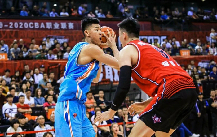 黑白直播在线观看-澳门男篮在对阵上海队时大放异彩