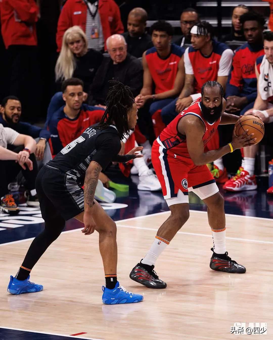 火箭胜湖人，领先总决赛一场胜利