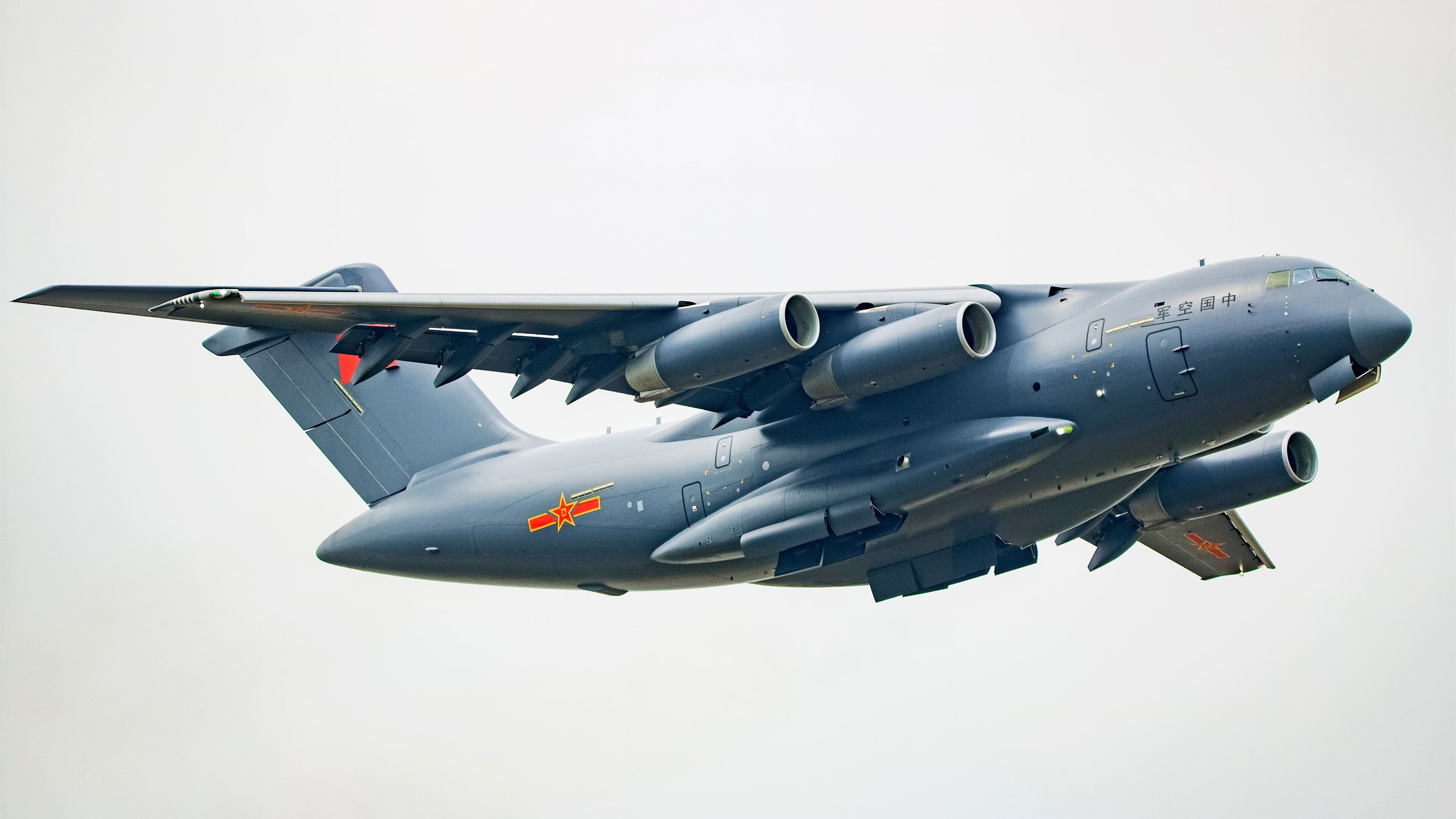 黑白直播免费体育直播-撕裂雨幕的尖刀，无名特奥如何成为比利时的硬仗之王？