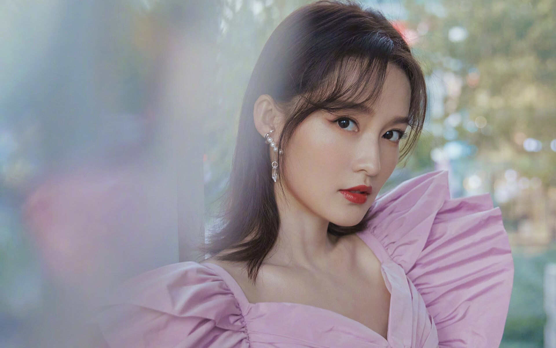 黑白直播体育-贝蒂斯友谊赛稳胜厄瓜多尔，本泽马意甲焦点战主宰全场