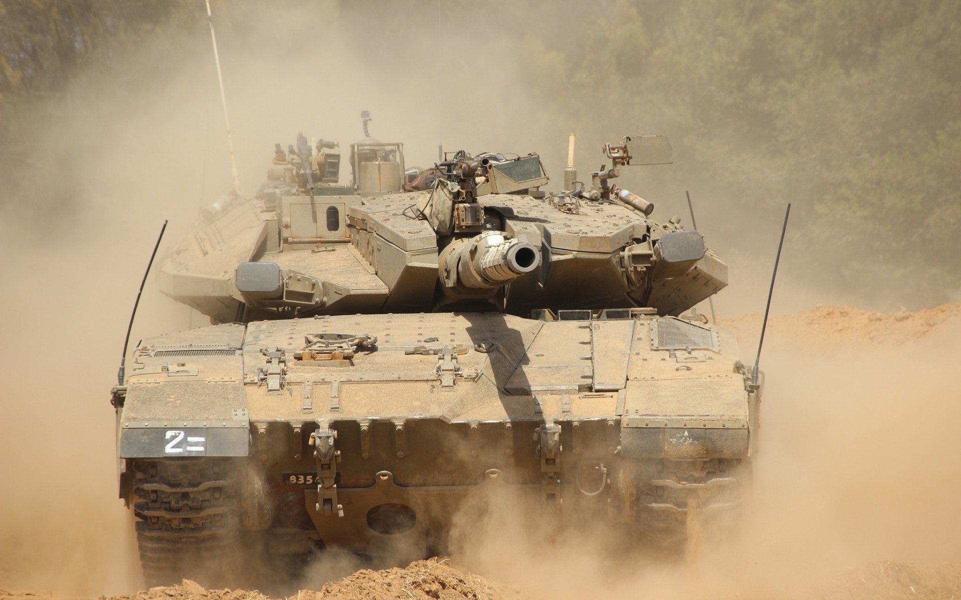 小国英雄与中场大师，足球世界的两种征服