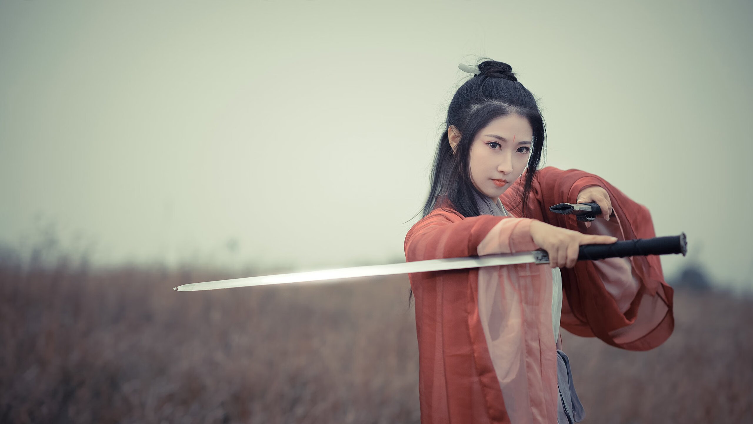 闪耀战术之光,尼斯全面压制勒沃库森,罗德里戈防守端锁死对手