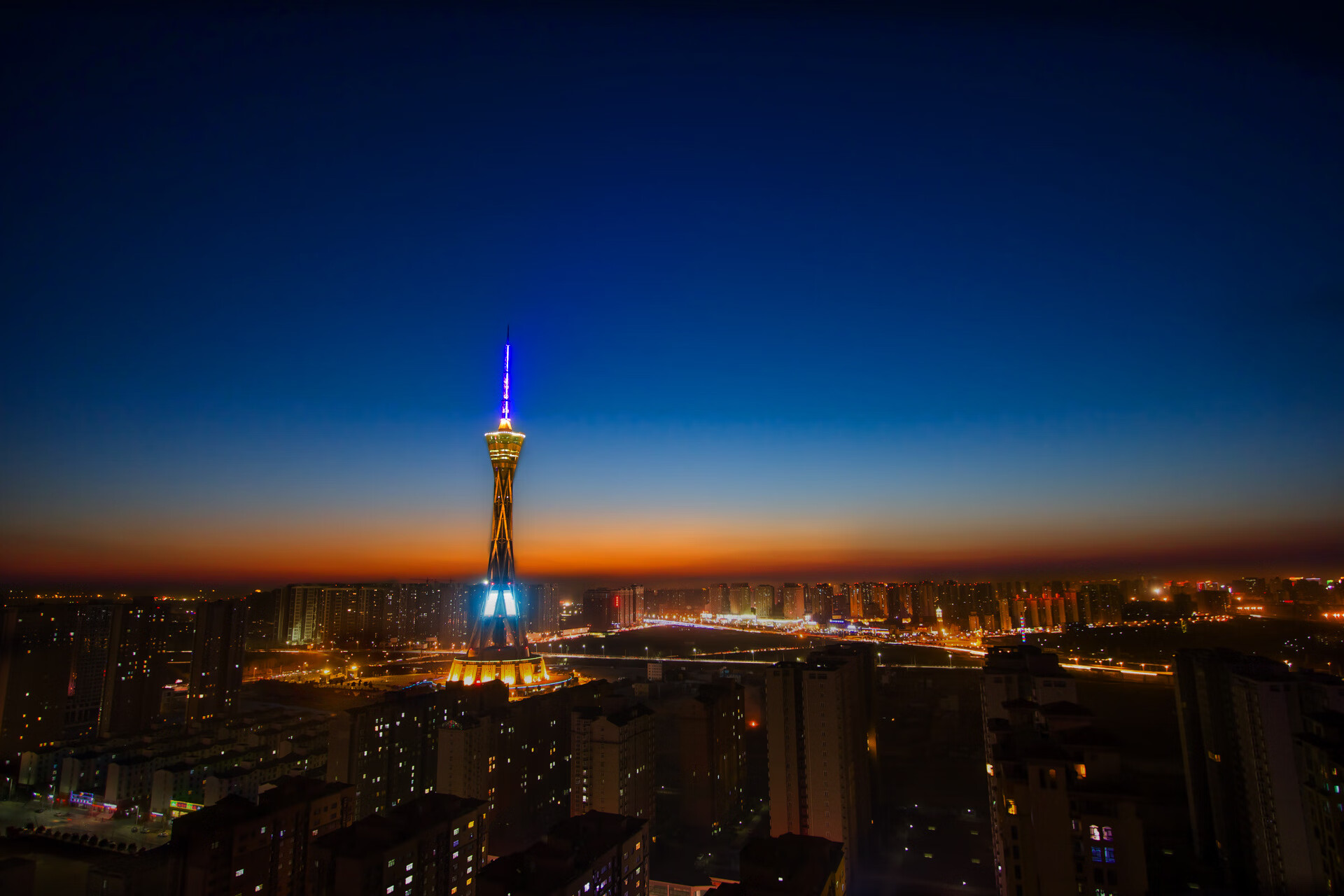 橙色风暴与不屈雄狮,2026世界杯H组荷兰绝杀喀麦隆,萨内演绎王者归来